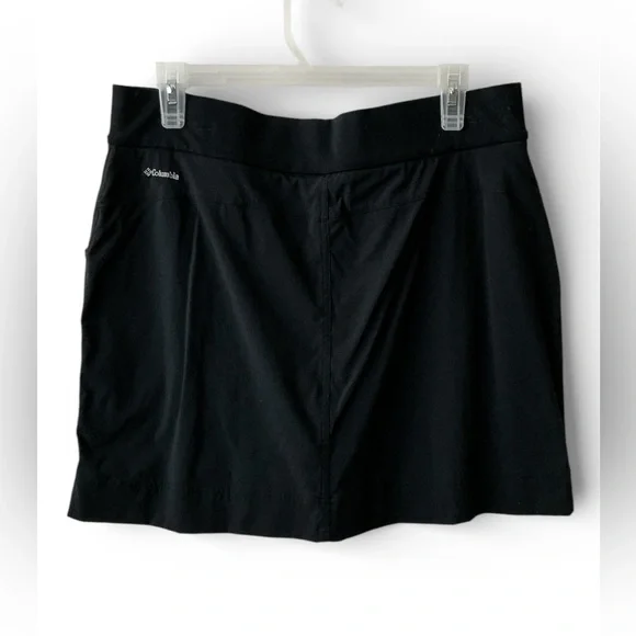 ⛳️ Columbia Women's Black Mini Skort LARGE - Picture 2 of 4